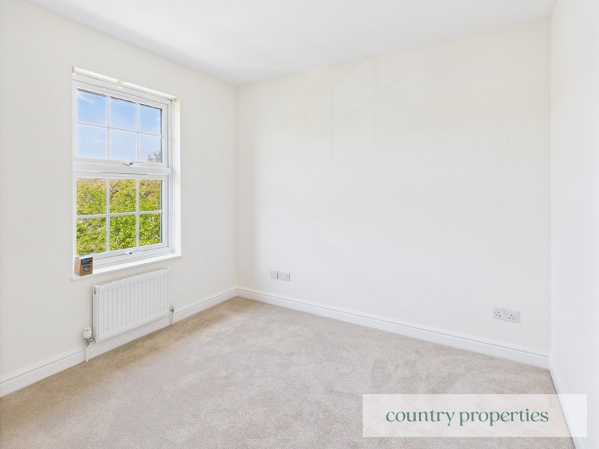 2 bedroom House for Letting Longcroft Gardens, Welwyn Garden City, Hertfordshire