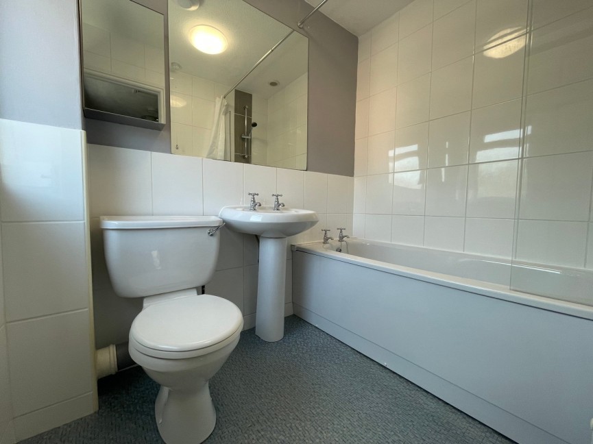 3 bedroom House for Letting Woolfield, Sandy, Bedfordshire