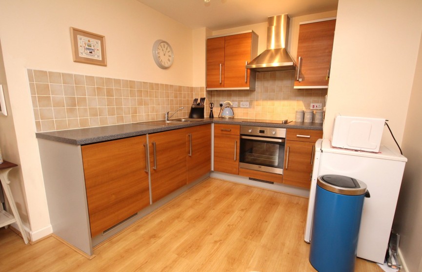 1 bedroom Flat for Sale Birds Hill, Letchworth Garden City, Hertfordshire