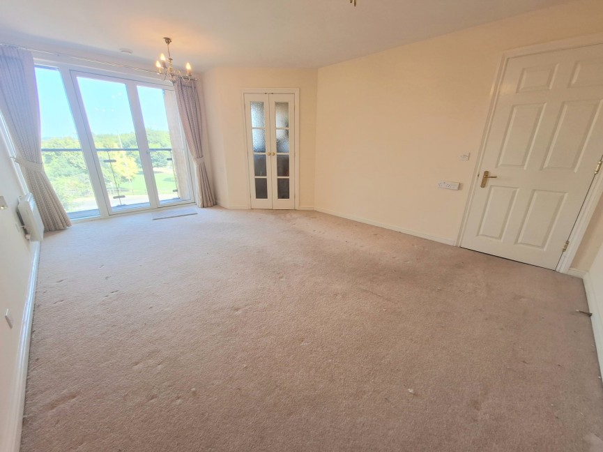 1 bedroom Flat for Sale Shortmead Street, Biggleswade, Bedfordshire