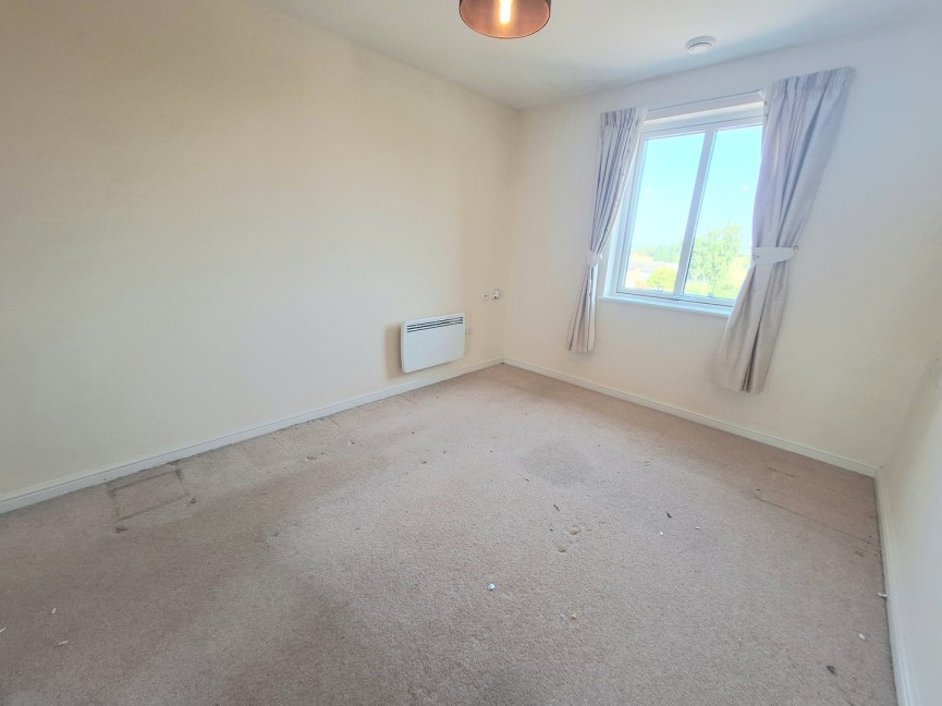 1 bedroom Flat for Sale Shortmead Street, Biggleswade, Bedfordshire