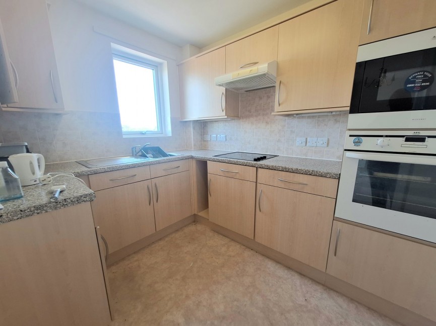 1 bedroom Flat for Sale Shortmead Street, Biggleswade, Bedfordshire