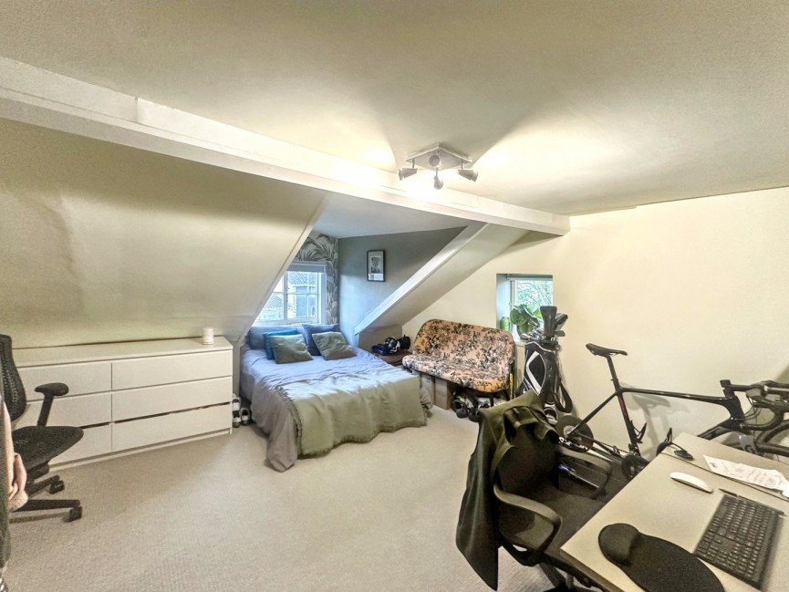 4 bedroom House for Sale Old North Road, Royston, Hertfordshire