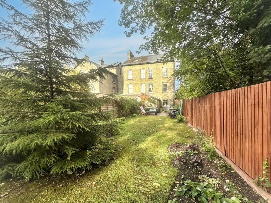 4 bedroom House for Sale Old North Road, Royston, Hertfordshire