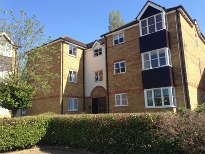 Chagny Close, Letchworth Garden City, Hertfordshire