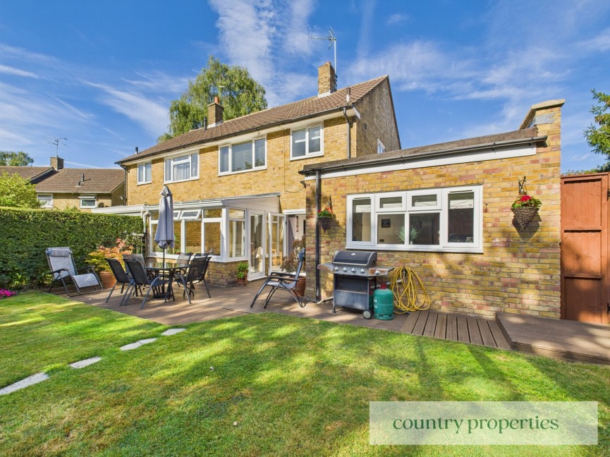 3 bedroom House for Sale Thistle Grove, Welwyn Garden City, Hertfordshire