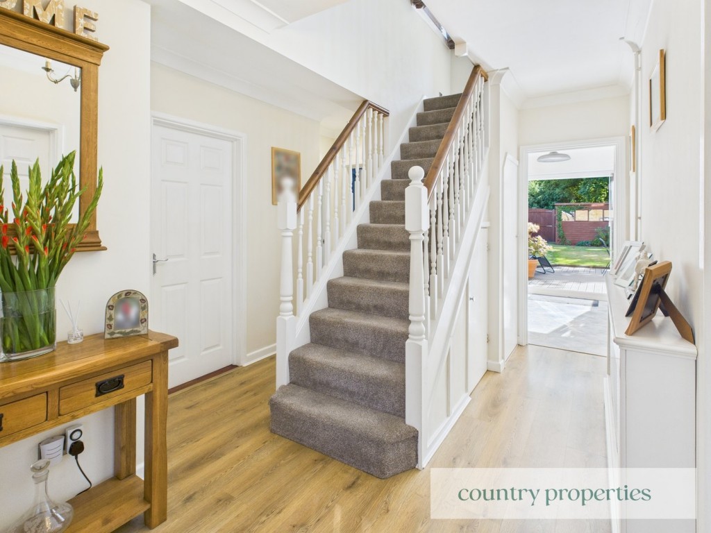 Thistle Grove, Welwyn Garden City, Hertfordshire
