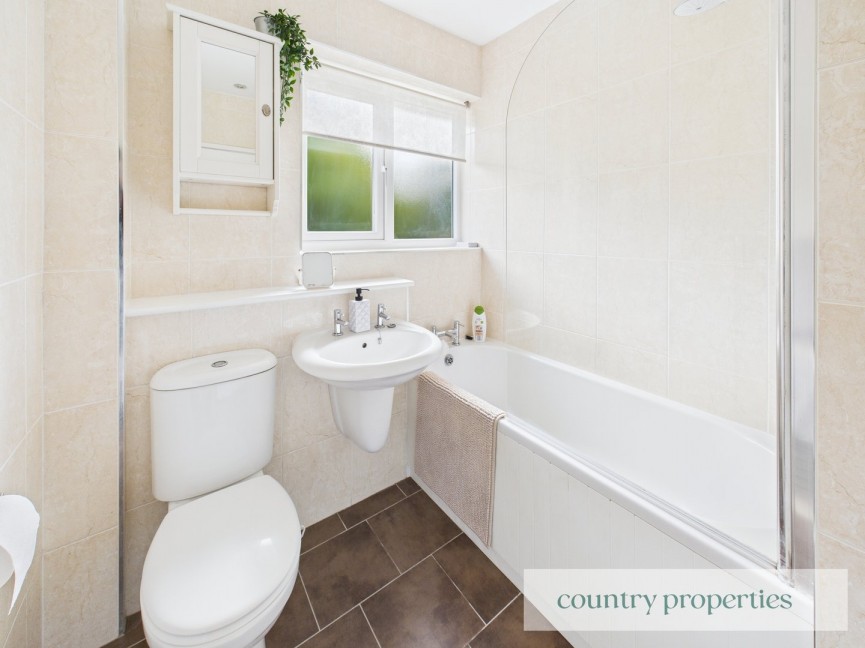 3 bedroom House for Sale Thistle Grove, Welwyn Garden City, Hertfordshire