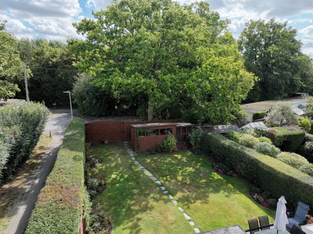 Thistle Grove, Welwyn Garden City, Hertfordshire
