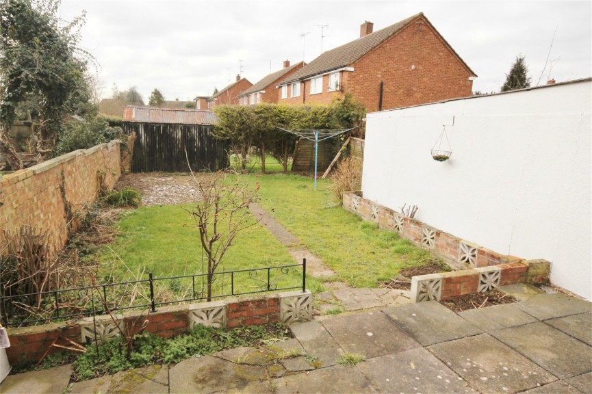 4 bedroom House for Letting Chestnut Avenue, LUTON, Sundon park, Bedfordshire