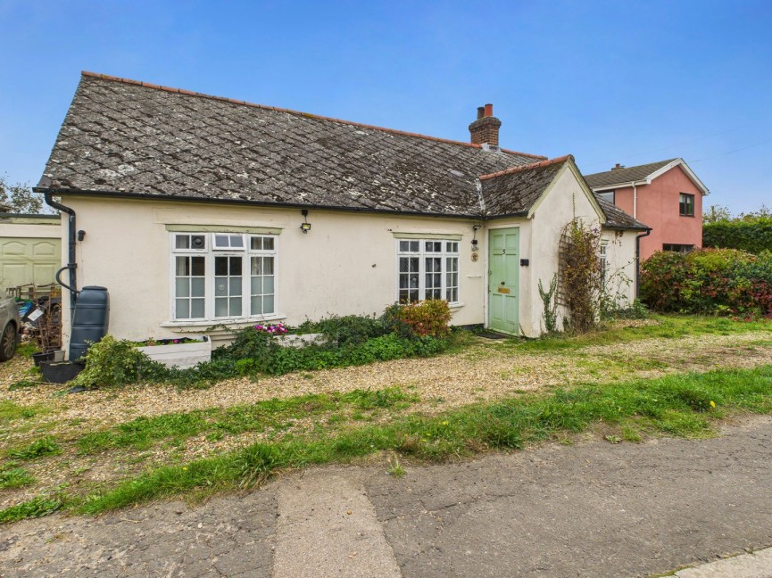 3 bedroom Bungalow for Sale Guilden Morden, Royston, Cambridgeshire