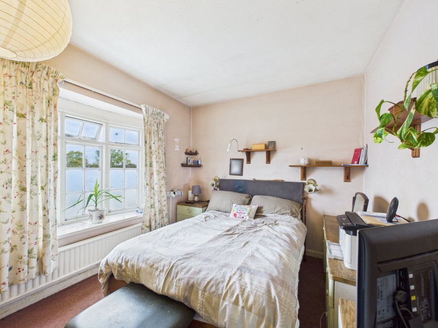 3 bedroom Bungalow for Sale Guilden Morden, Royston, Cambridgeshire