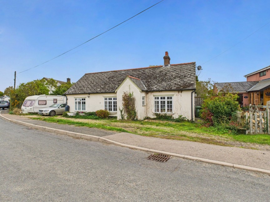 3 bedroom Bungalow for Sale Guilden Morden, Royston, Cambridgeshire