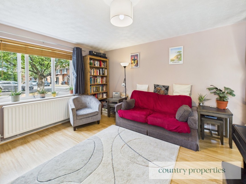 1 bedroom Flat for Sale Wellington Drive, Welwyn Garden City, Hertfordshire