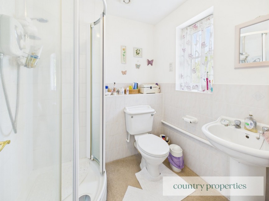 3 bedroom House for Sale Welwyn Hall Gardens, Welwyn, Hertfordshire