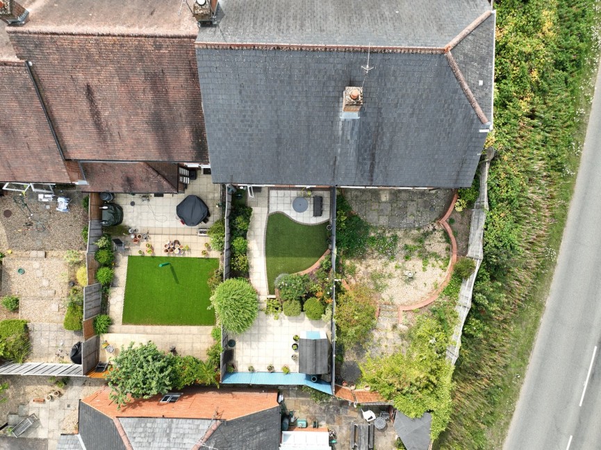 3 bedroom House for Sale Welwyn Hall Gardens, Welwyn, Hertfordshire