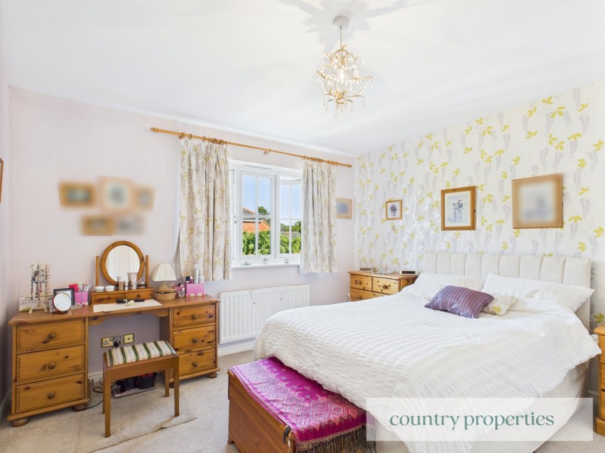 3 bedroom House for Sale Welwyn Hall Gardens, Welwyn, Hertfordshire