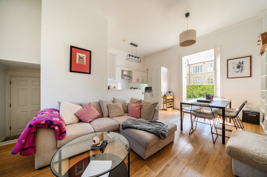 2 bedroom Flat for Sale Fairfield, Hitchin, Bedfordshire