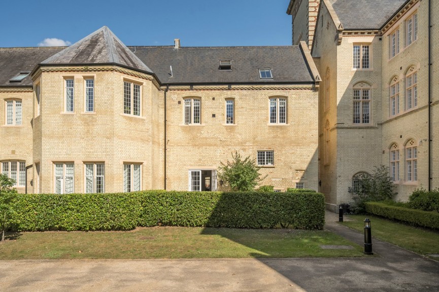2 bedroom Flat for Sale Fairfield, Hitchin, Bedfordshire