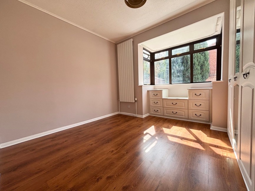 2 bedroom Bungalow for Letting Larkins Close, Baldock, Hertfordshire