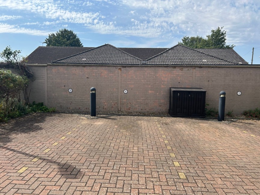 1 bedroom Flat for Letting Greenfield Road, WESTONING, Bedfordshire