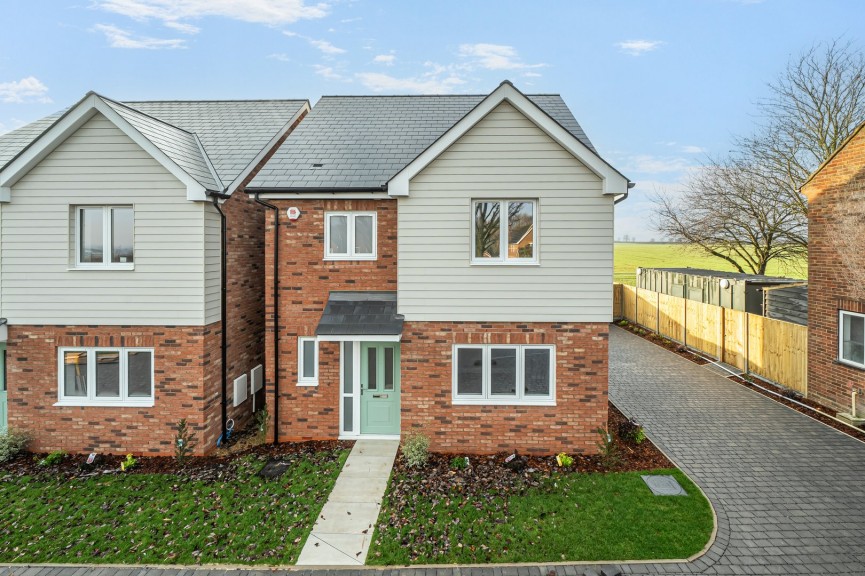 4 bedroom House for Sale Meppershall, Shefford, Bedfordshire