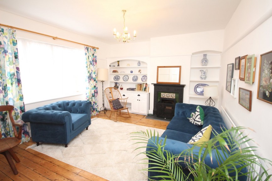 2 bedroom House for Sale Sollershott Hall, Letchworth Garden City, Hertfordshire