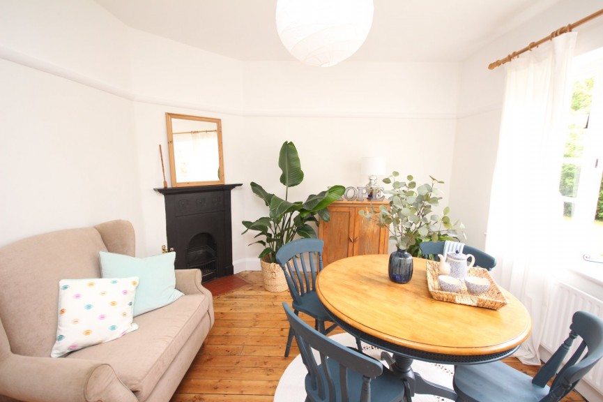 2 bedroom House for Sale Sollershott Hall, Letchworth Garden City, Hertfordshire