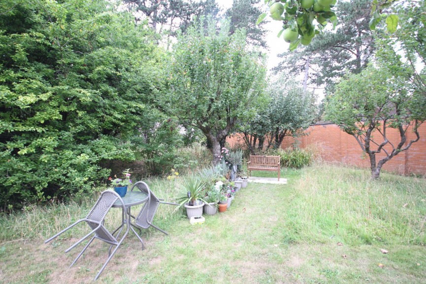 2 bedroom House for Sale Sollershott Hall, Letchworth Garden City, Hertfordshire