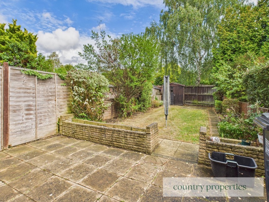 3 bedroom House for Sale Rooks Close, Welwyn Garden City, Hertfordshire