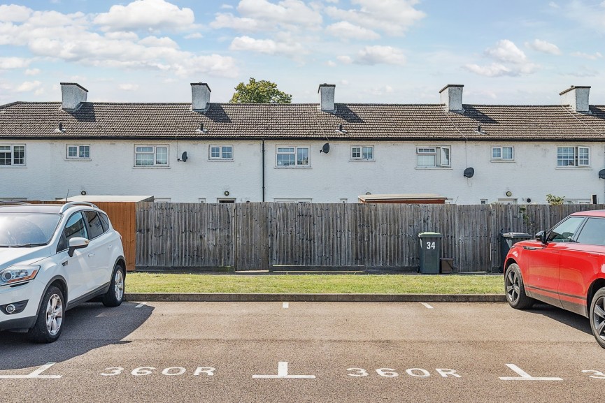 2 bedroom House for Sale Olympus Road, Henlow, Bedfordshire