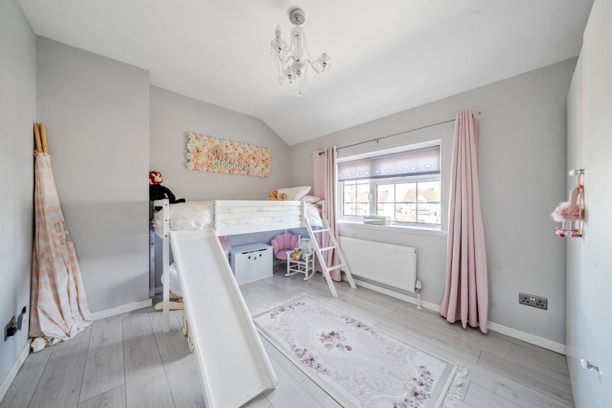 2 bedroom House for Sale Olympus Road, Henlow, Bedfordshire