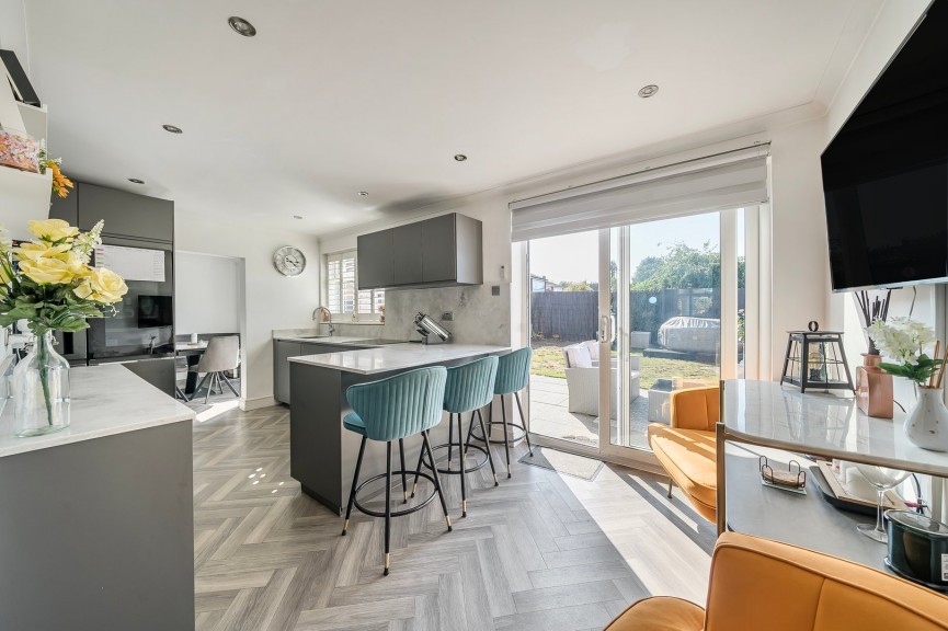 4 bedroom House for Sale Chase Close, Arlesey, Bedfordshire