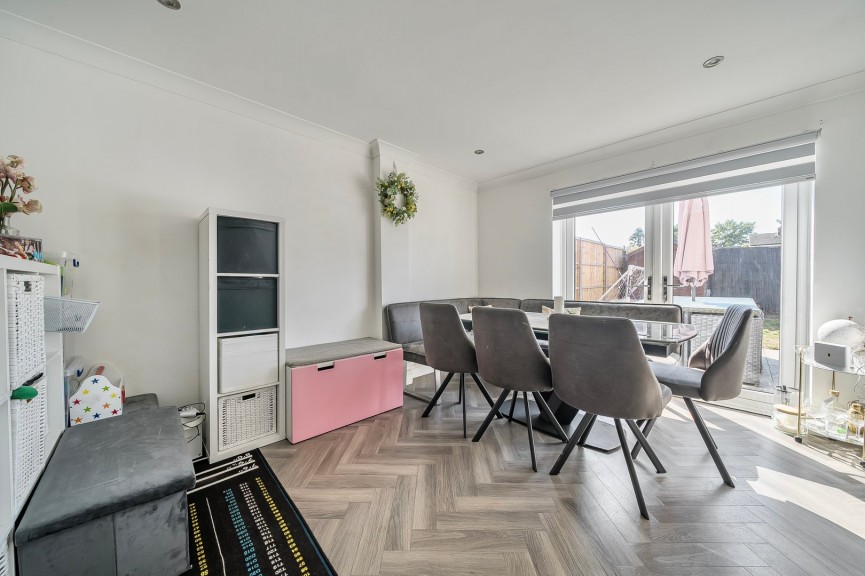 4 bedroom House for Sale Chase Close, Arlesey, Bedfordshire