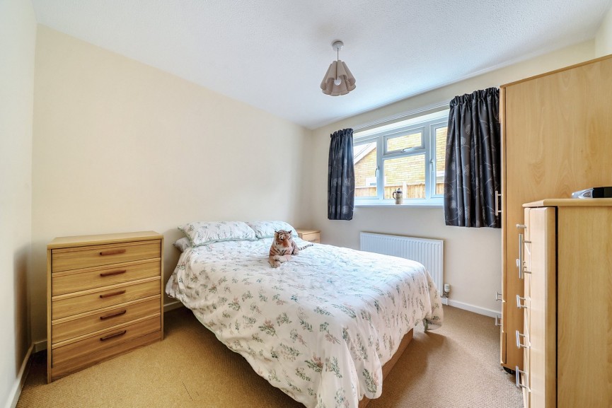 3 bedroom Bungalow for Sale Lincoln Way, Harlington, Bedfordshire