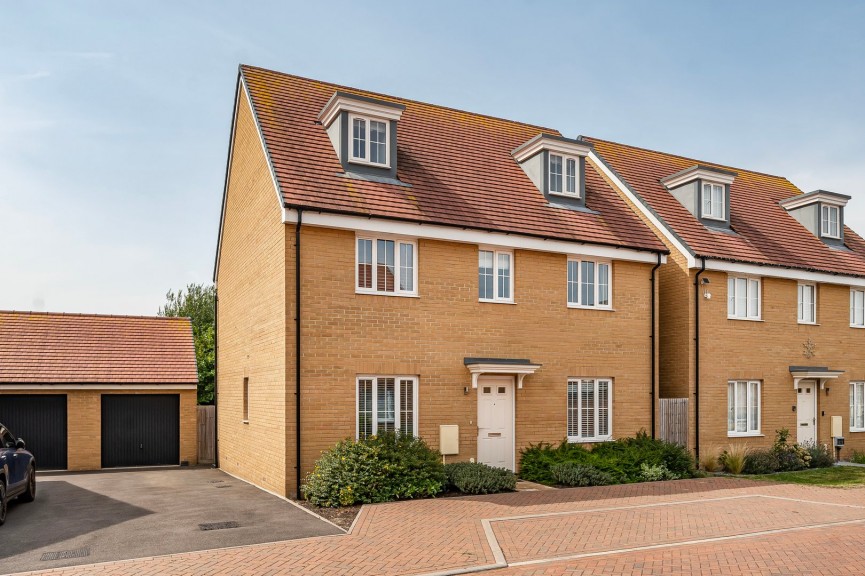 5 bedroom House for Sale Stotfold, Hitchin, Bedfordshire