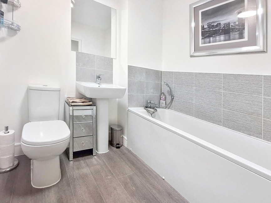 3 bedroom House for Sale Armistice Croft, Blunham, Bedford