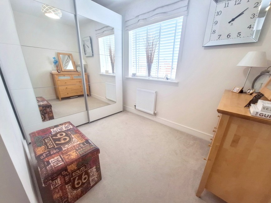 3 bedroom House for Sale Armistice Croft, Blunham, Bedford