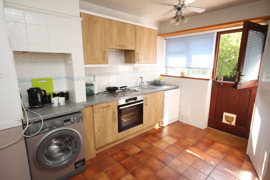 2 bedroom Bungalow for Sale Longmead, Letchworth Garden City, Hertfordshire