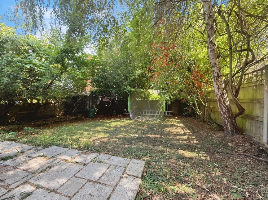 3 bedroom House for Sale Glebeland, Hatfield, Hertfordshire