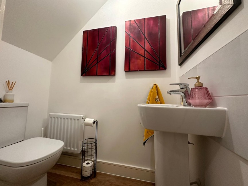 4 bedroom House for Sale Lilburn Avenue, Royston, Hertfordshire