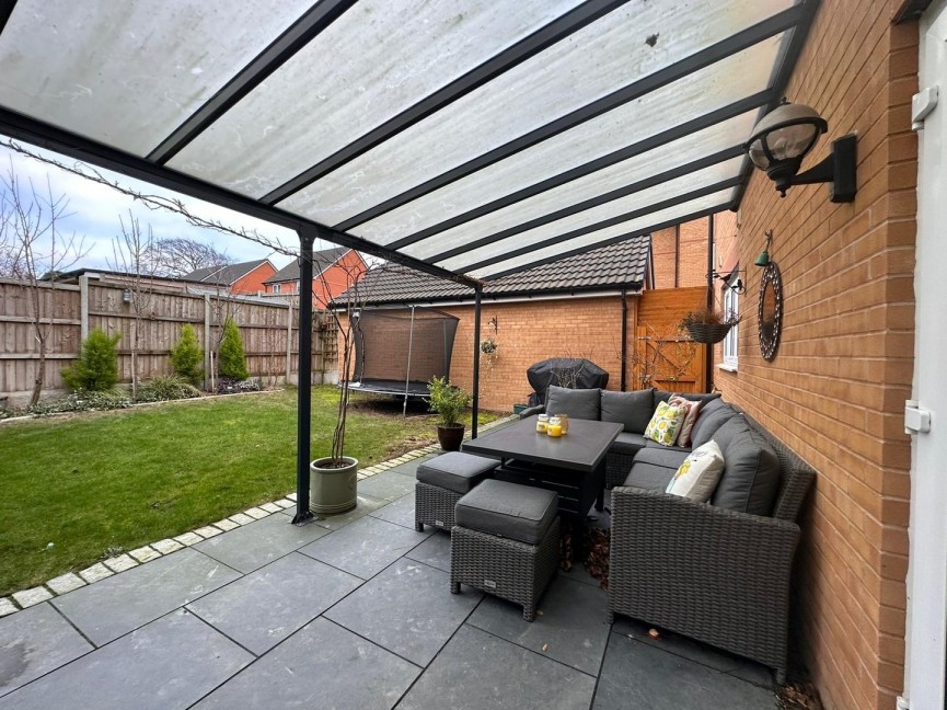 4 bedroom House for Sale Lilburn Avenue, Royston, Hertfordshire