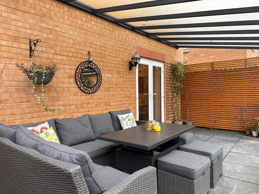 4 bedroom House for Sale Lilburn Avenue, Royston, Hertfordshire