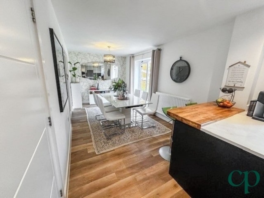4 bedroom House for Sale Lilburn Avenue, Royston, Hertfordshire