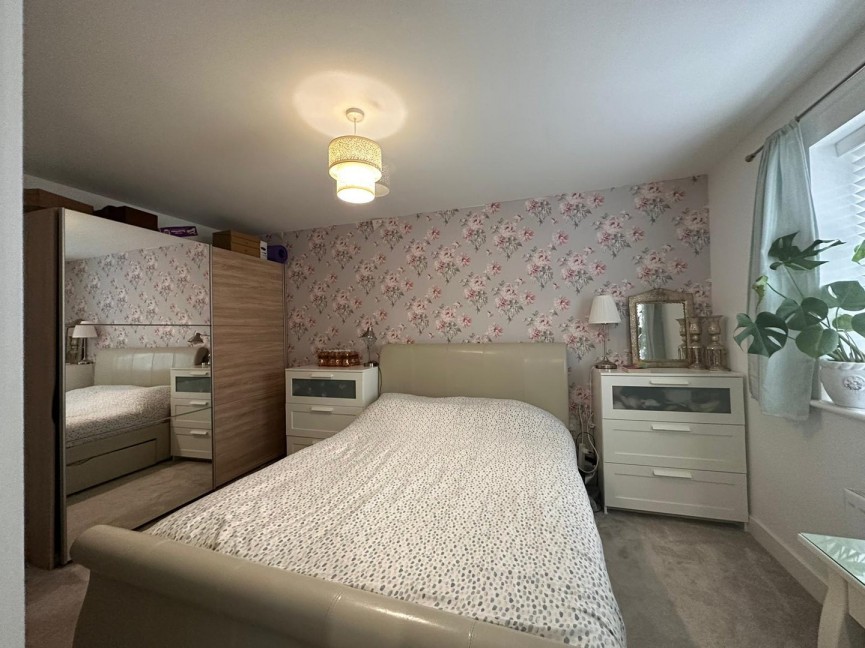 4 bedroom House for Sale Lilburn Avenue, Royston, Hertfordshire