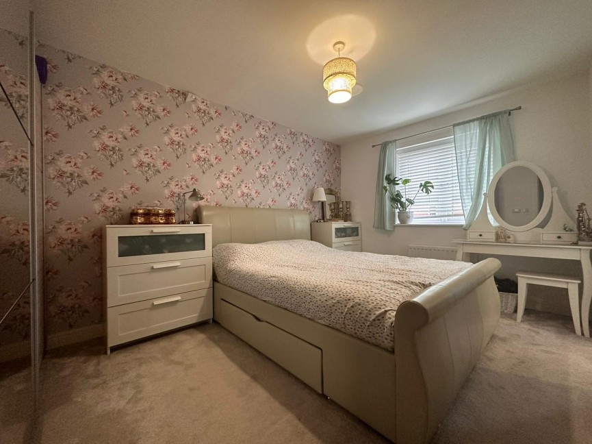 4 bedroom House for Sale Lilburn Avenue, Royston, Hertfordshire
