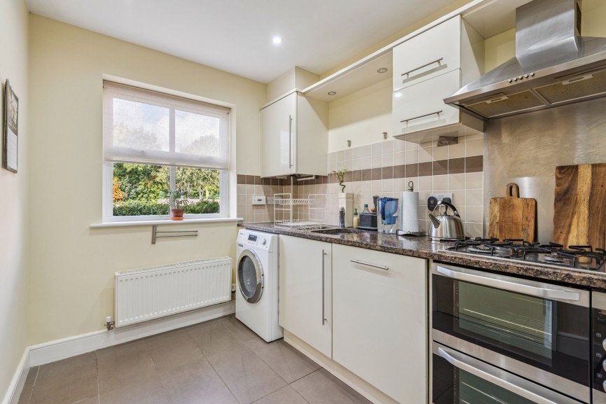 4 bedroom House for Sale Kitchen Garden Court, Hitchin, Hertfordshire