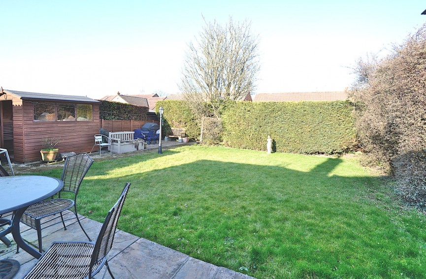 3 bedroom Bungalow for Sale Baldock Road, Stotfold, Bedfordshire