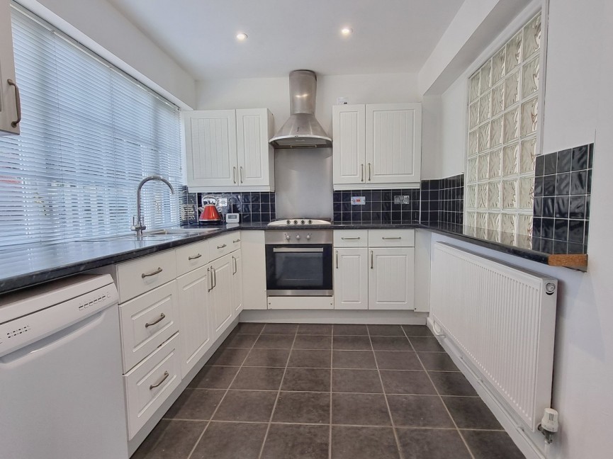 2 bedroom House for Sale Barton-le-Clay, Bedfordshire