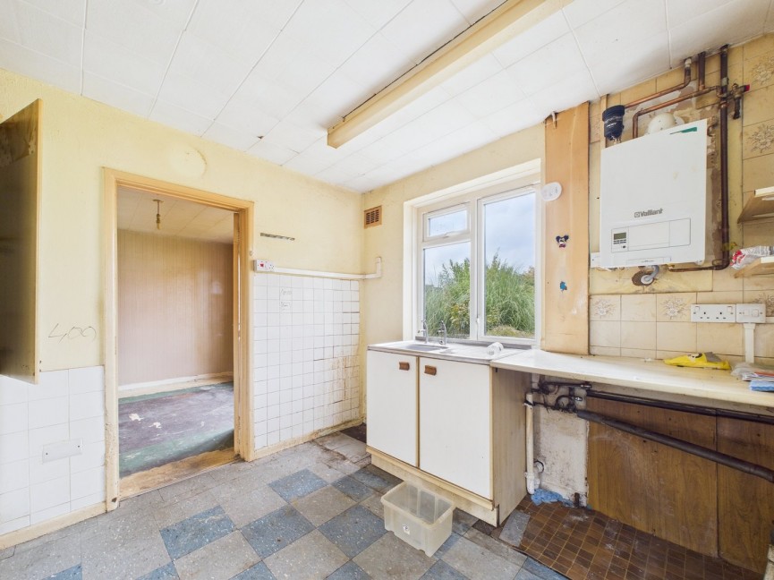 3 bedroom House for Sale Wilshere Crescent, Hitchin, Hertfordshire